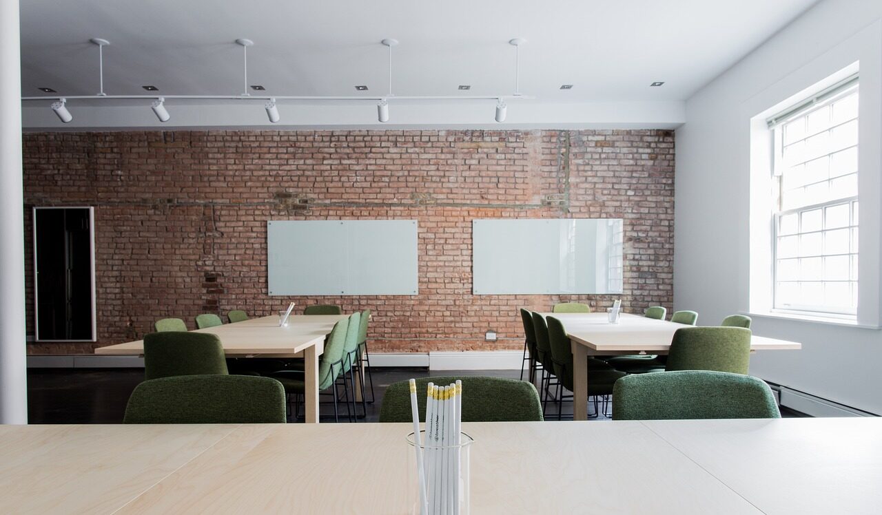 bricks, chairs, classroom-2181920.jpg